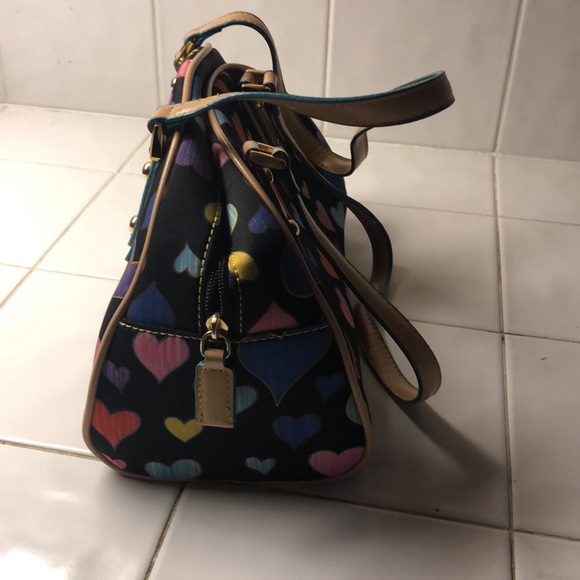 💙 DESIGNER HEARTS ARTWORK HAND BAG - Picture 10 of 11